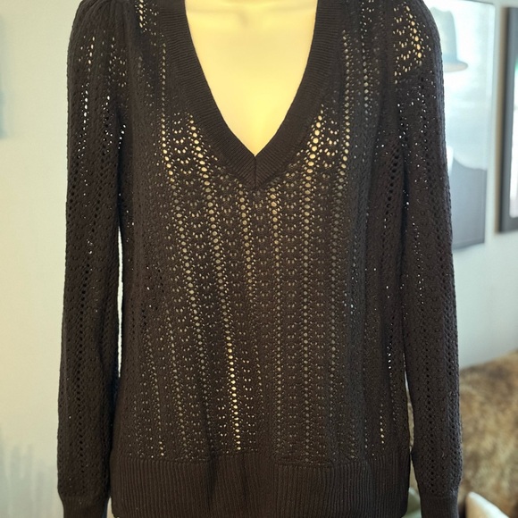 V-neck Pointelle Knit Balloon Sleeve Sweater - Picture 5 of 5